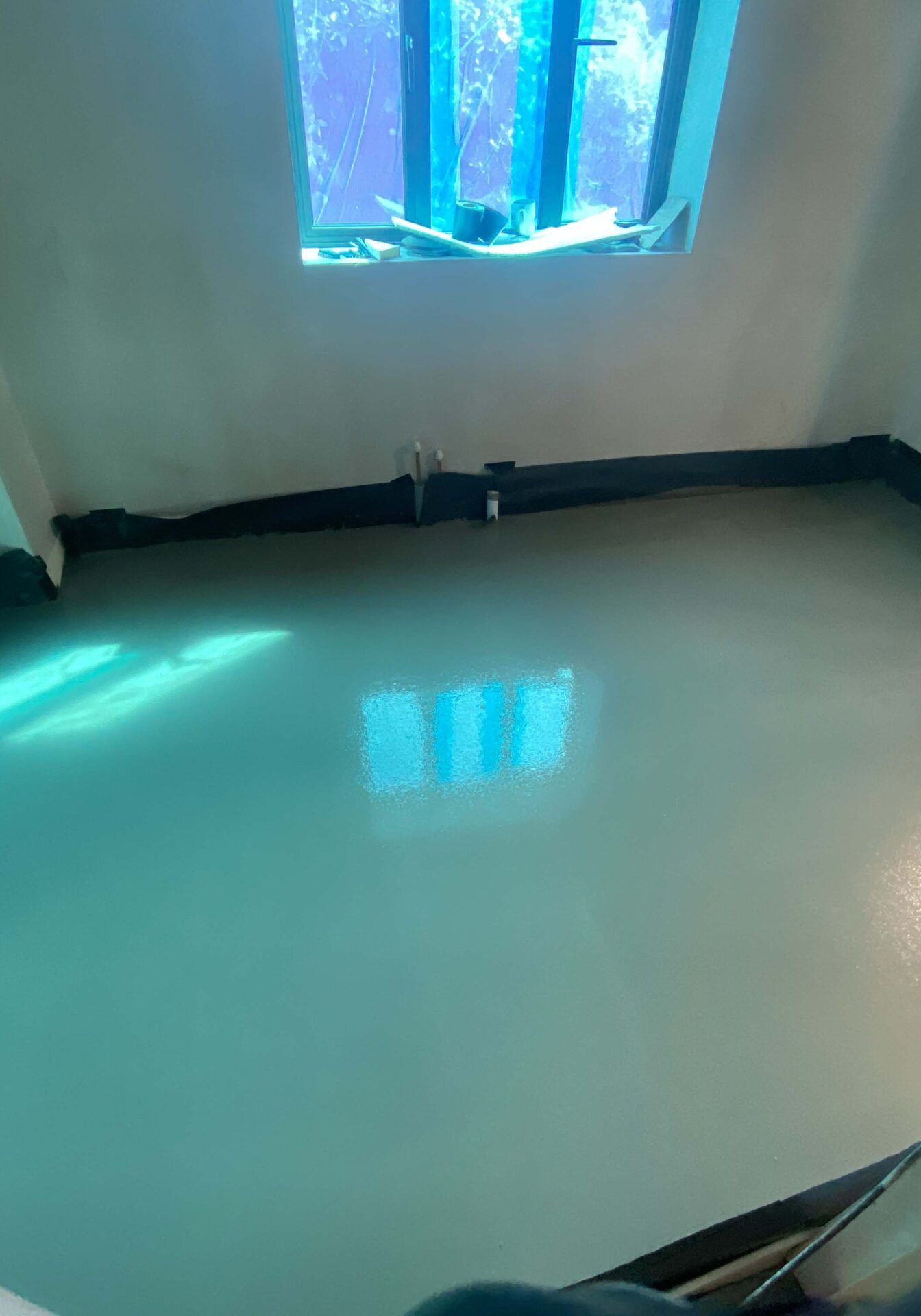 chris-angell-plastering-Traditional-latex-screeding-artex-weber-approved-applicator-screed all forms of latex